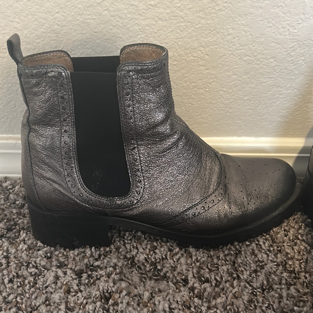 EUC-Unisa Europa Chelsea Boots - Picture 2 of 3